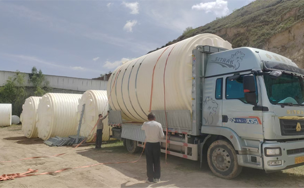 成县立式运输桶装车中