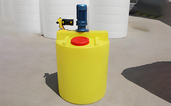 成县加药桶定制选型要点与行业应用技术指南